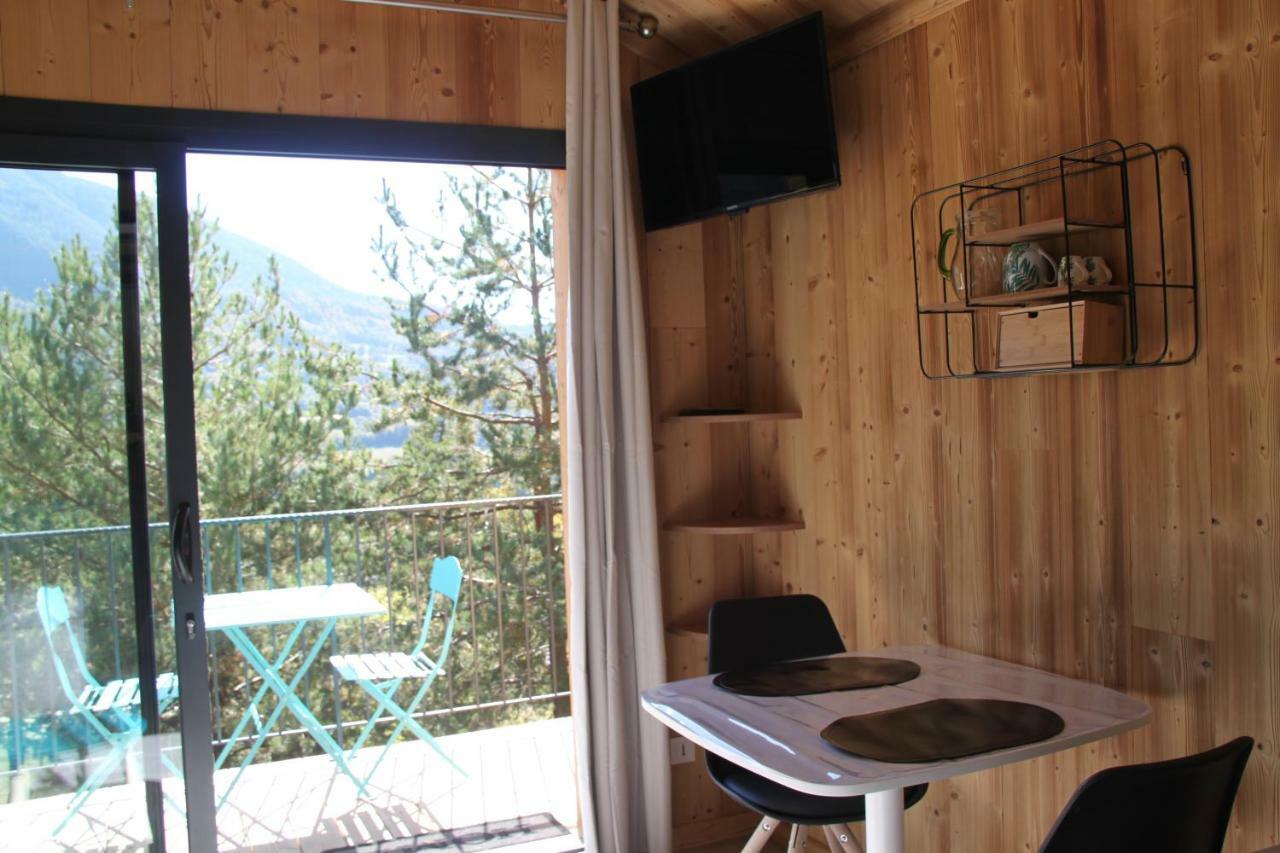 Clos Shambhala-Chalet D'Hotes Saint-Jean-Saint-Nicolas Exteriör bild